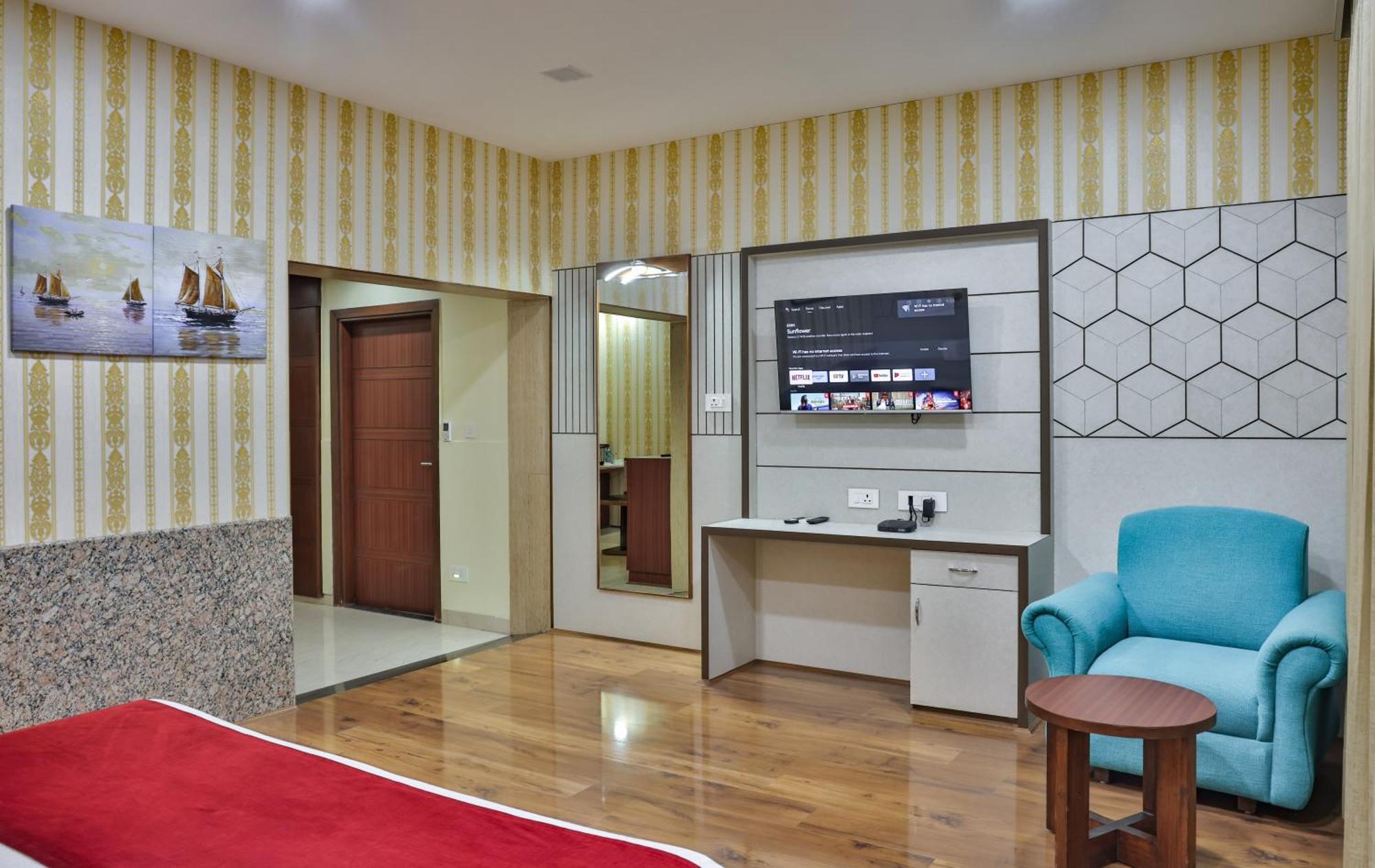 Hotel Cama Mohali Exterior photo